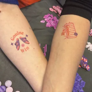 CustomSocksNow.Com