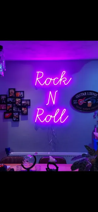 CustomSocksNow.Com - Custom Neon Sign