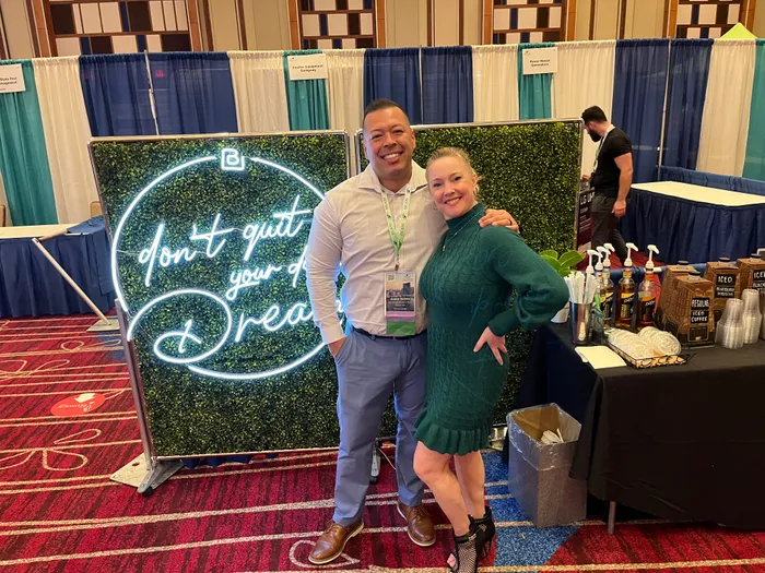 CustomSocksNow.Com - Artwork Neon Sign