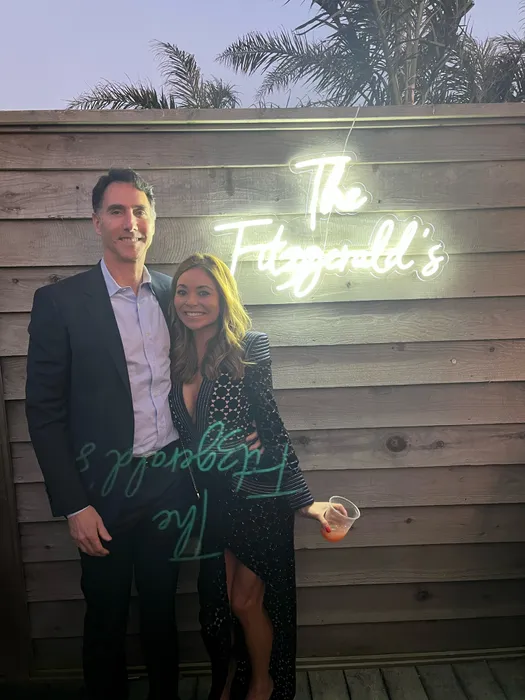 CustomSocksNow.Com - Custom Neon Sign