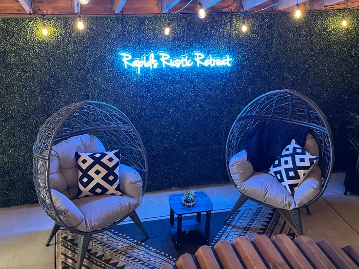 CustomSocksNow.Com - Custom Neon Sign