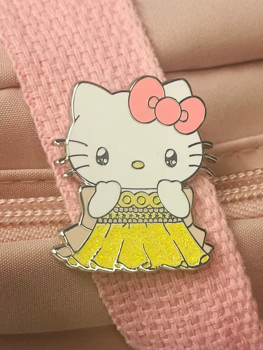 CustomSocksNow.Com - Hard Enamel Pin