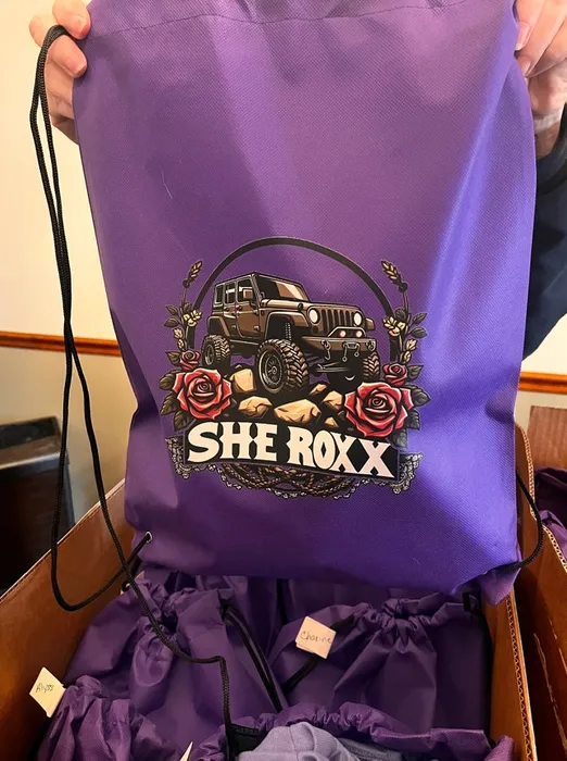 CustomSocksNow.Com - Custom Non-Woven Drawstring Bag