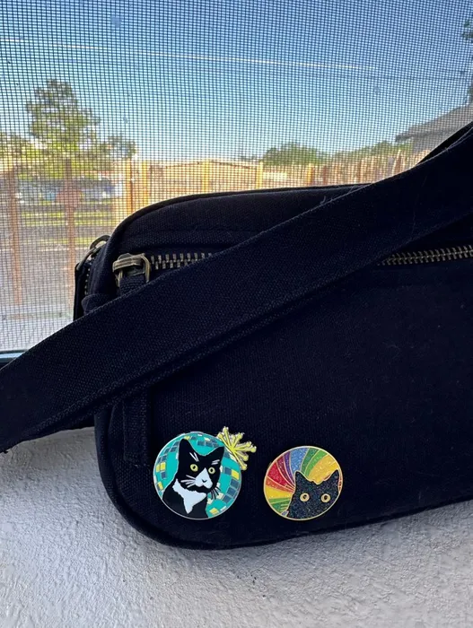 CustomSocksNow.Com - Hard Enamel Pin