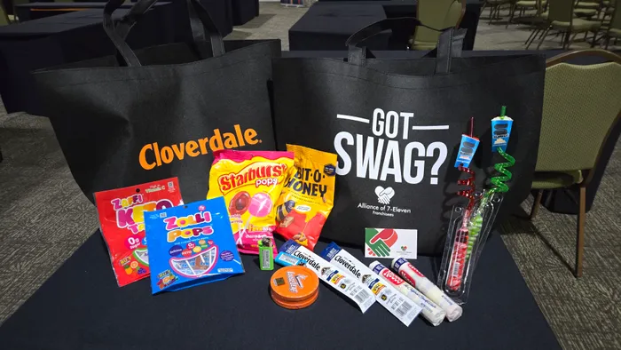 CustomSocksNow.Com - Custom Shopper Tote Bag