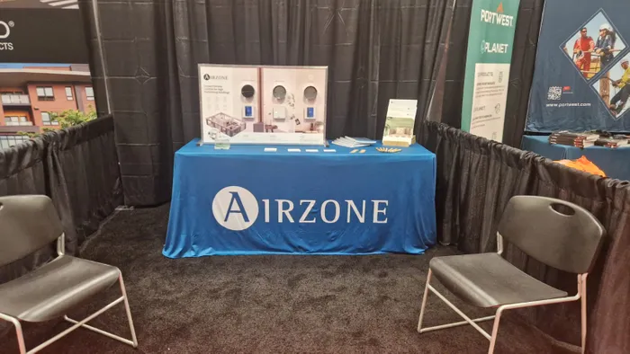 CustomSocksNow.Com - Custom Rectangle Table Covers