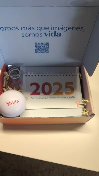 CustomSocksNow.Com - Custom Mailer Box