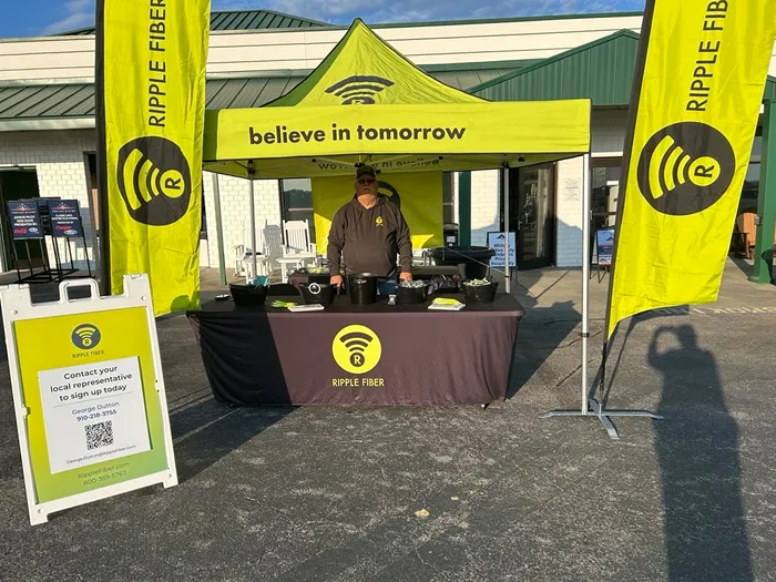 CustomSocksNow.Com - Custom Rectangle Table Covers