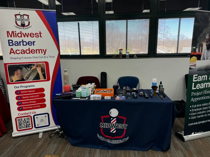 CustomSocksNow.Com - Custom Rectangle Table Covers