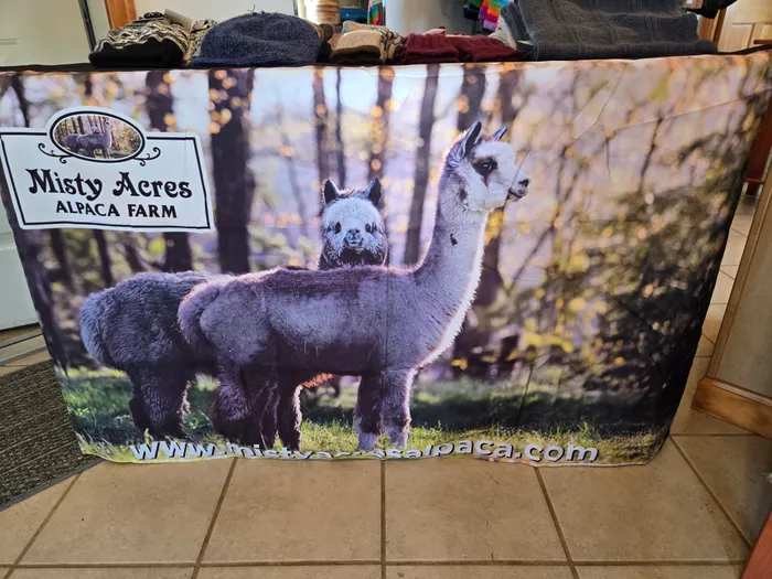 CustomSocksNow.Com - Custom Rectangle Table Covers