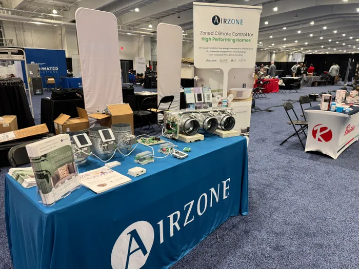 CustomSocksNow.Com - Custom Rectangle Table Covers