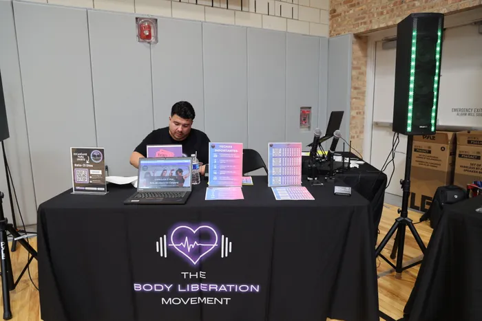 CustomSocksNow.Com - Custom Rectangle Table Covers