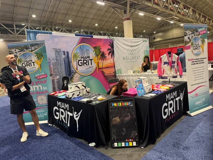 CustomSocksNow.Com - Custom Rectangle Table Covers