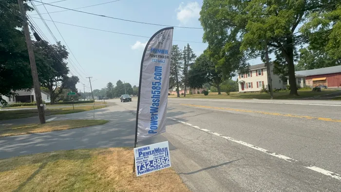 CustomSocksNow.Com - Feather Flag