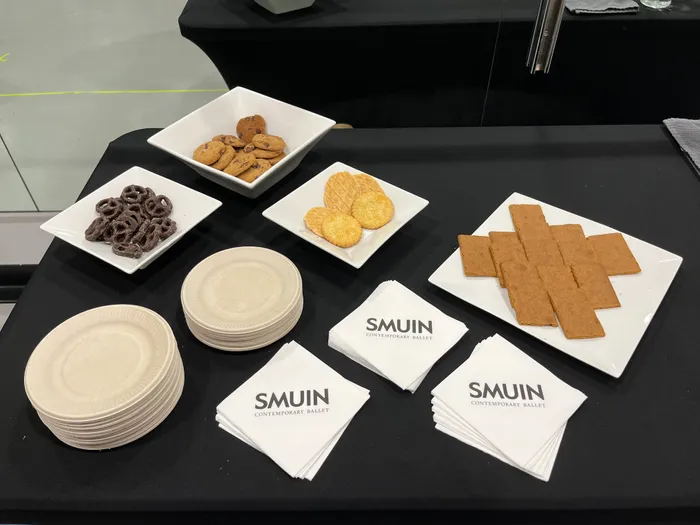 CustomSocksNow.Com - Custom Beverage Napkin