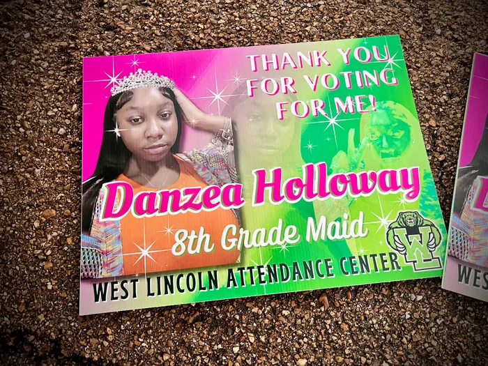 CustomSocksNow.Com - Graduation Outdoor Yard Sign