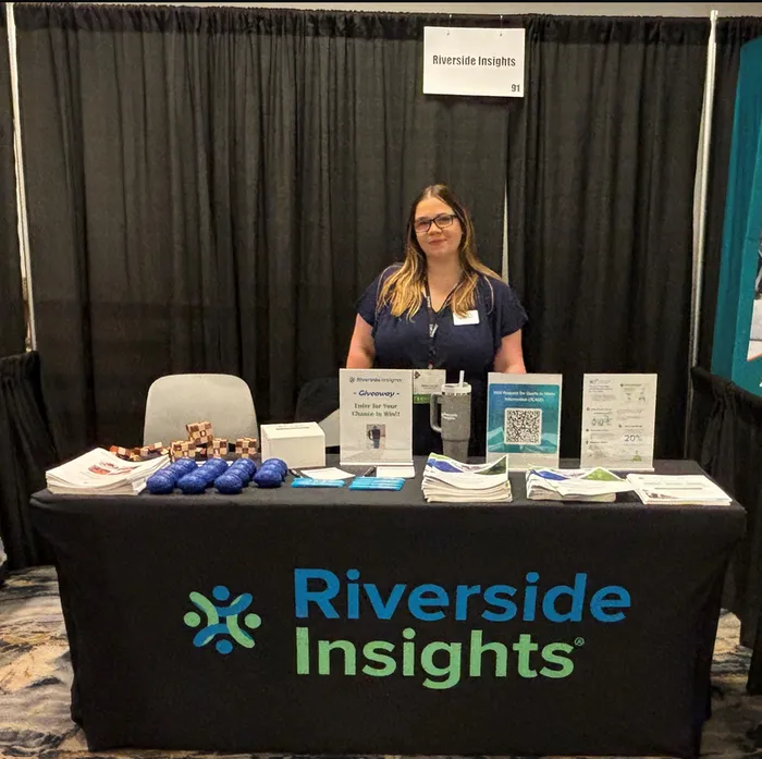 CustomSocksNow.Com - Custom Rectangle Table Covers