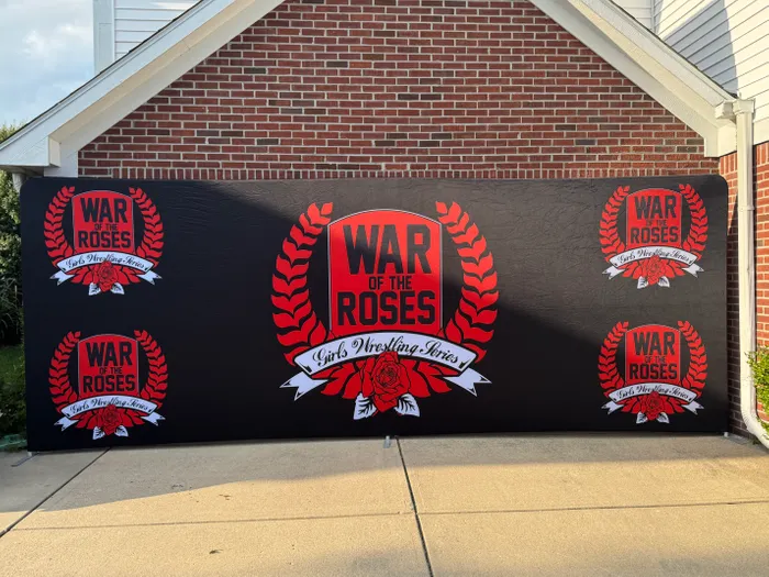 CustomSocksNow.Com - EZ Extend Displays