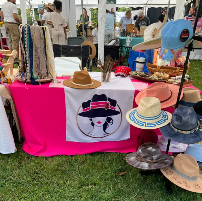 CustomSocksNow.Com - Table Runner