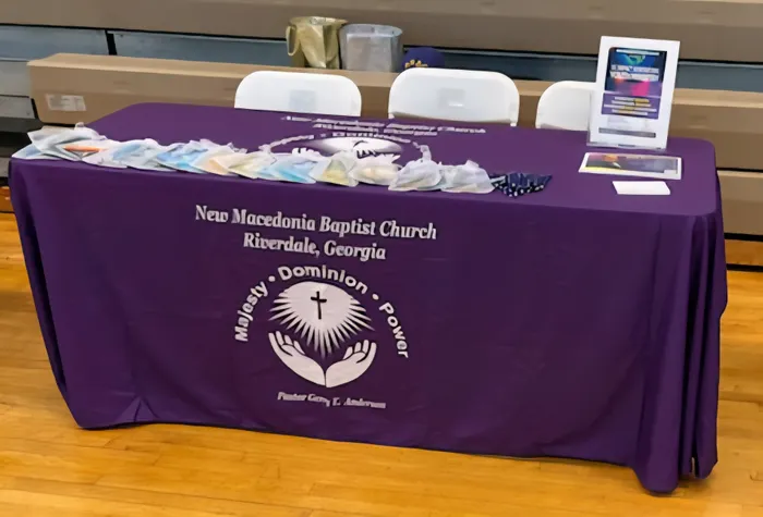 CustomSocksNow.Com - Custom Rectangle Table Covers