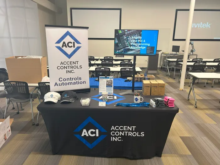 CustomSocksNow.Com - Custom Rectangle Table Covers