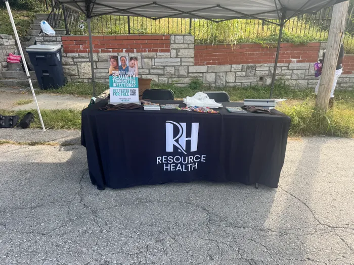 CustomSocksNow.Com - Custom Rectangle Table Covers