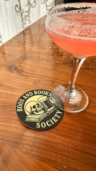 CustomSocksNow.Com - Paper Coasters