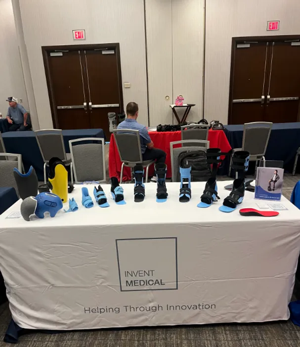 CustomSocksNow.Com - Custom Rectangle Table Covers