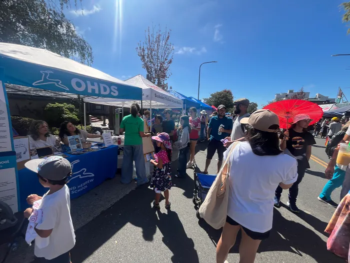 CustomSocksNow.Com - Custom Rectangle Table Covers