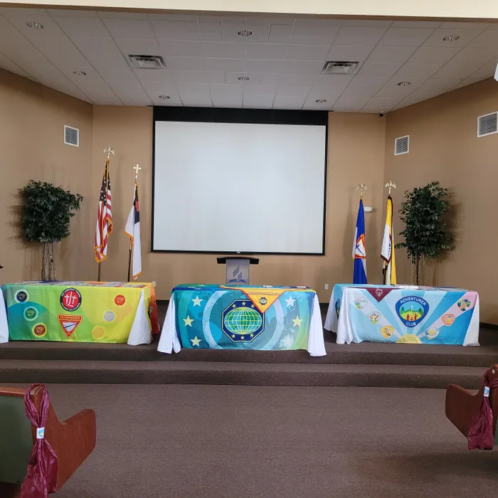 CustomSocksNow.Com - Custom Rectangle Table Covers