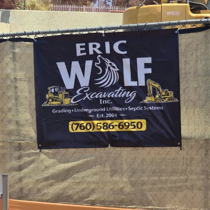 CustomSocksNow.Com - Custom Vinyl Banners