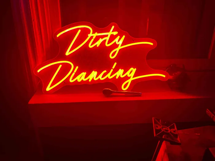 CustomSocksNow.Com - Custom Neon Sign